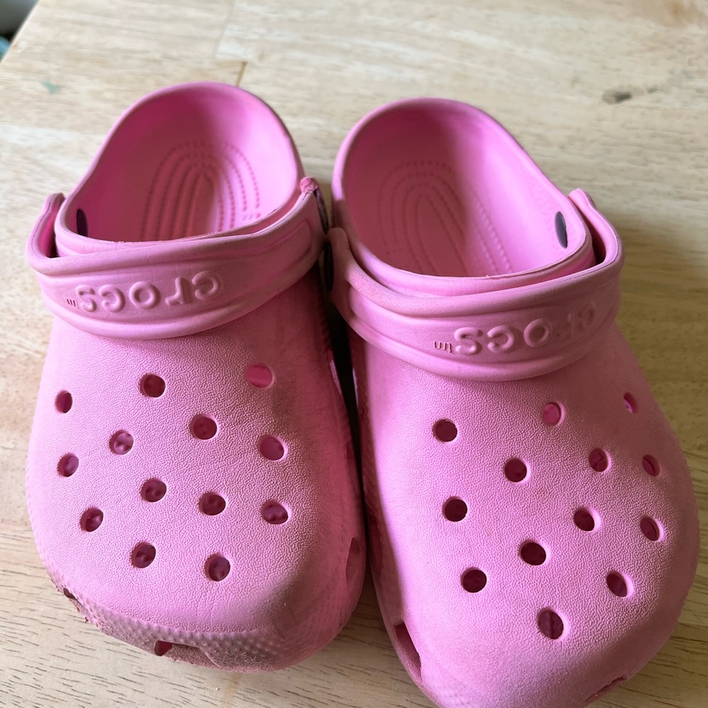 CROCS Kids Pink Classic Clogs